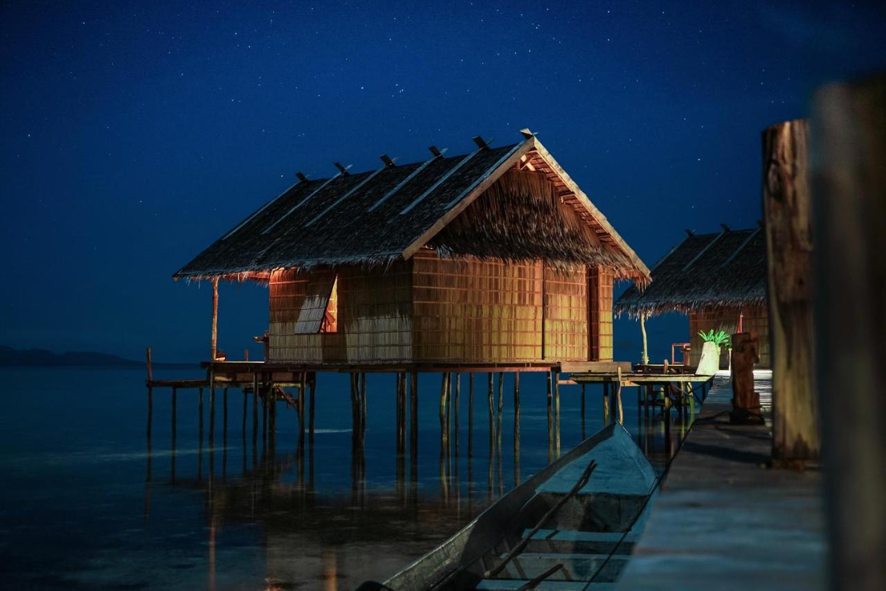 Methos - Raja Ampat * Yennanas Besir